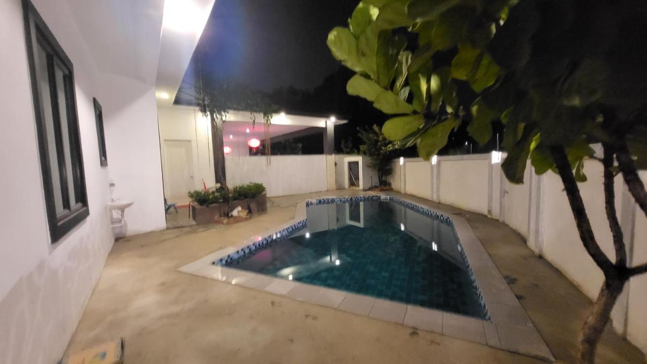 Rumah percutian Fairy Retreat Pravite Pool - 10-12 Pax Ipoh