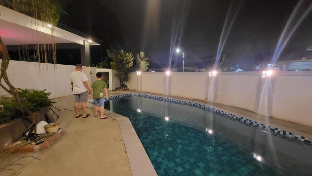 Fairy Retreat Pravite Pool - 10-12 Pax Rumah percutian Ipoh