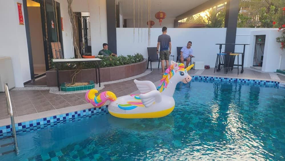 Fairy Retreat Pravite Pool - 10-12 Pax Ipoh