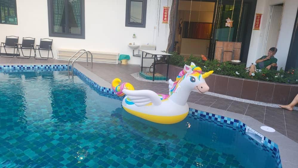 Fairy Retreat Pravite Pool - 10-12 Pax